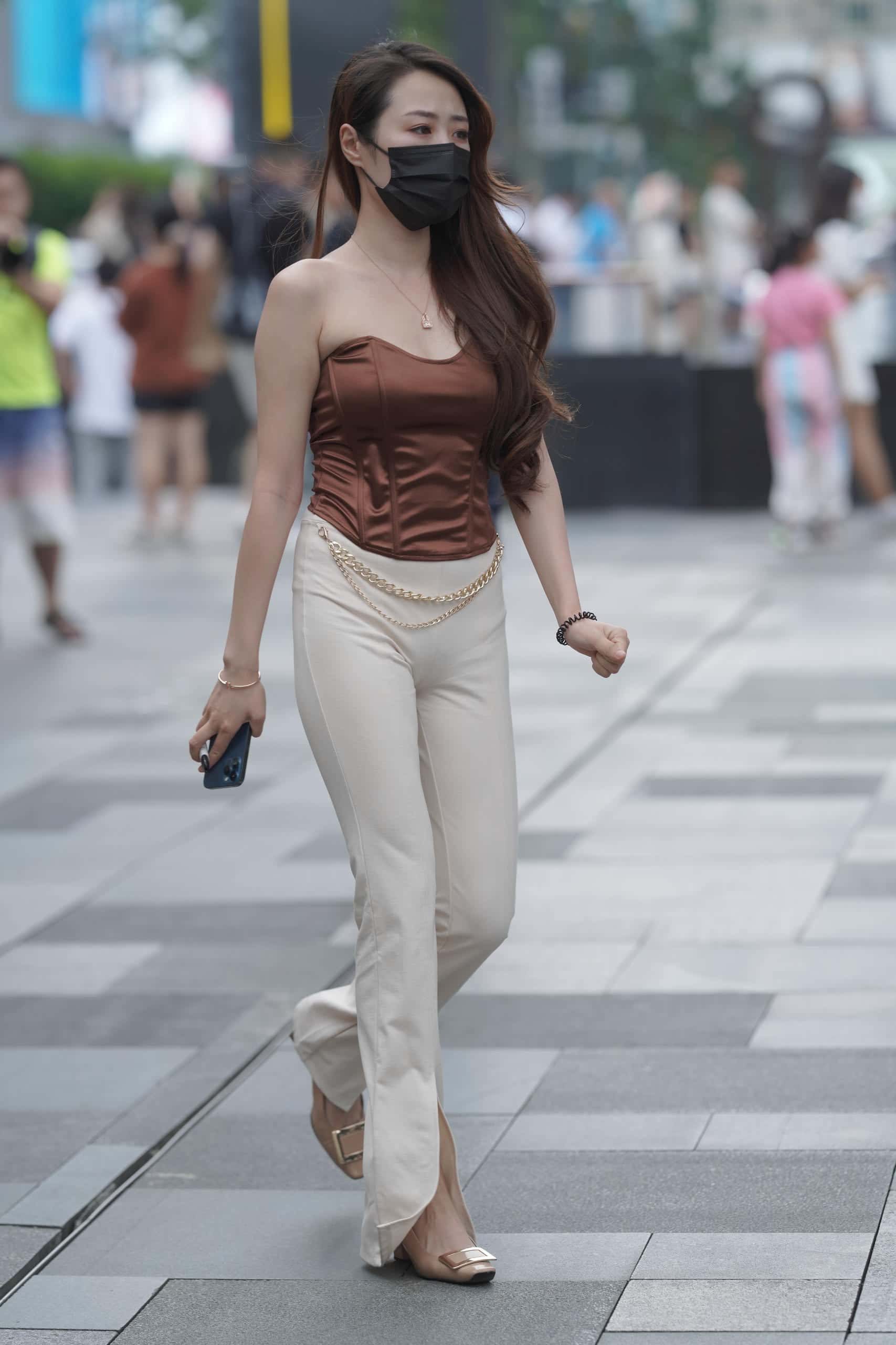 图片[1]-P5009-极品身材美女【140P】-破浪图库