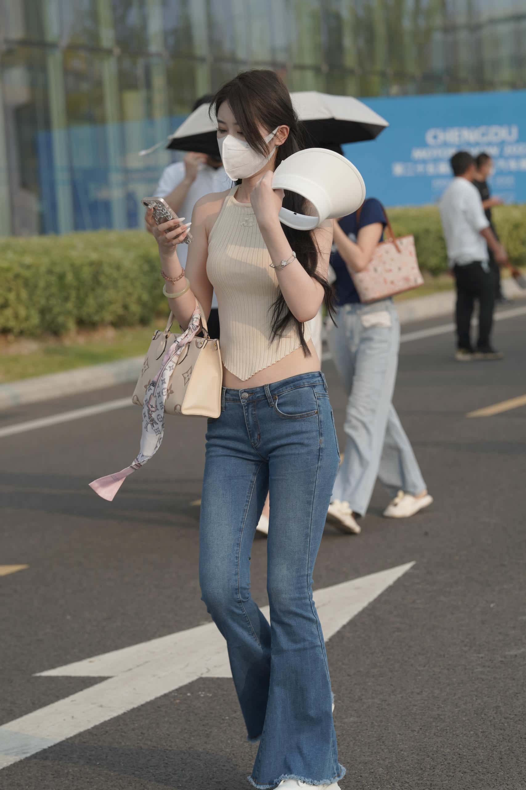 图片[2]-清纯喇叭牛仔裤女孩 【79P】J3591-破浪图库